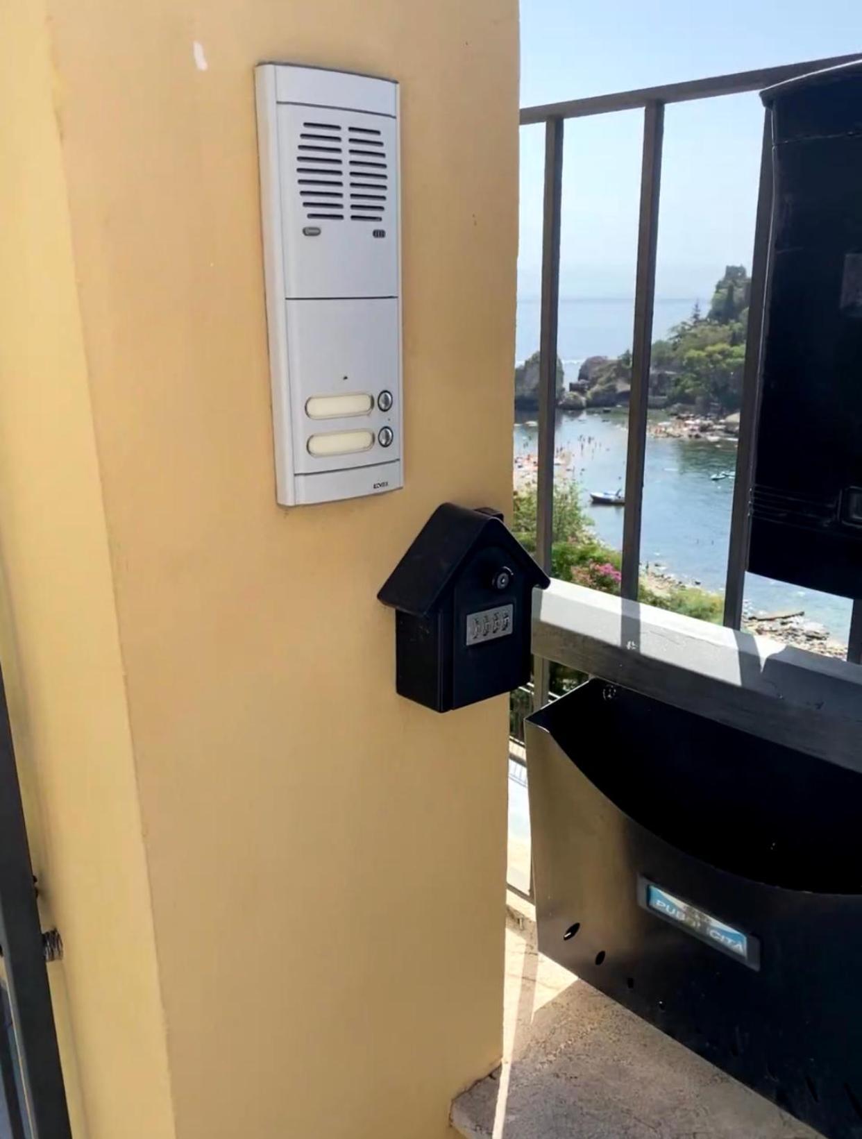 Suite Isola Bella Taormina Exterior photo