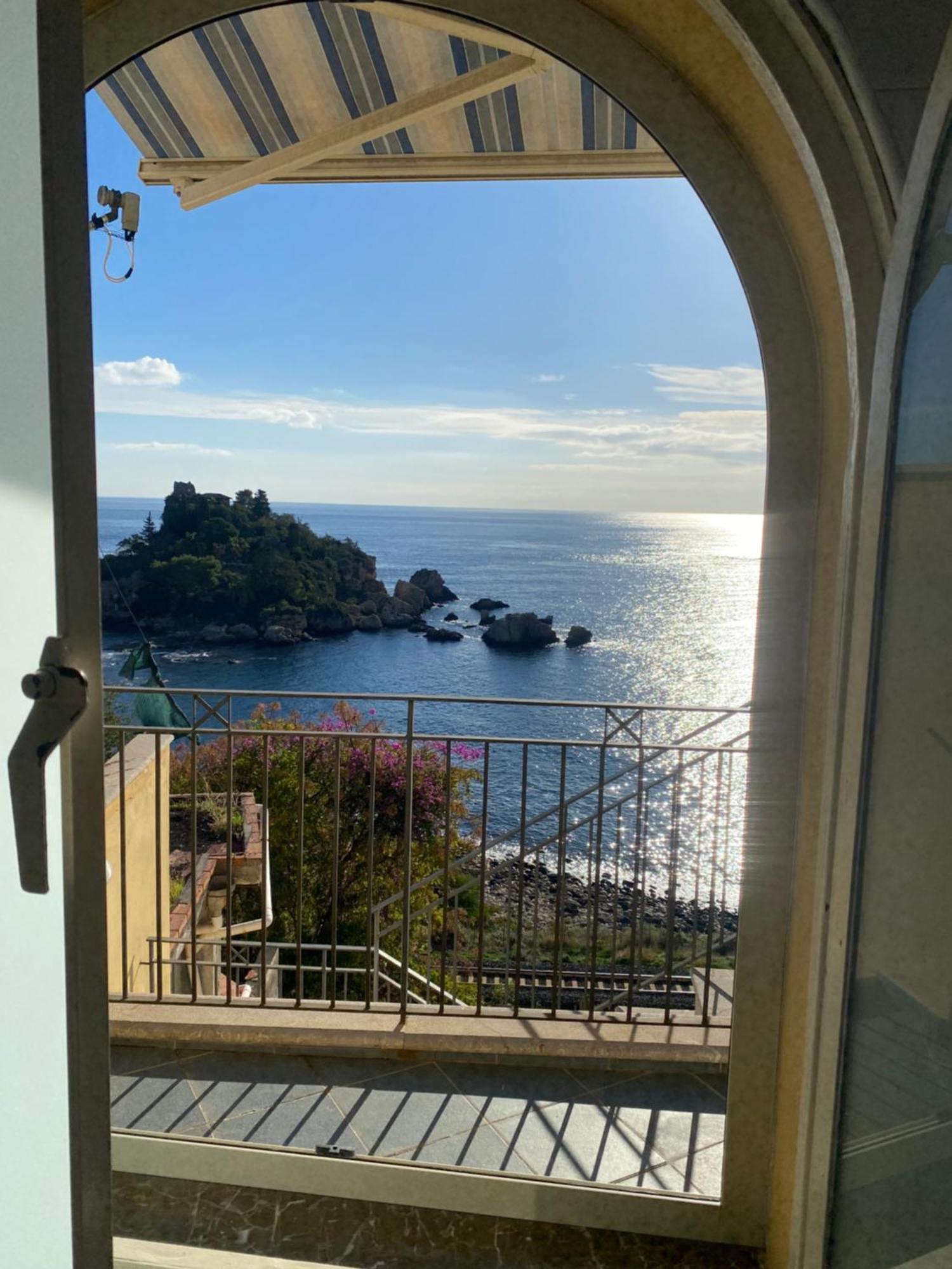 Suite Isola Bella Taormina Exterior photo
